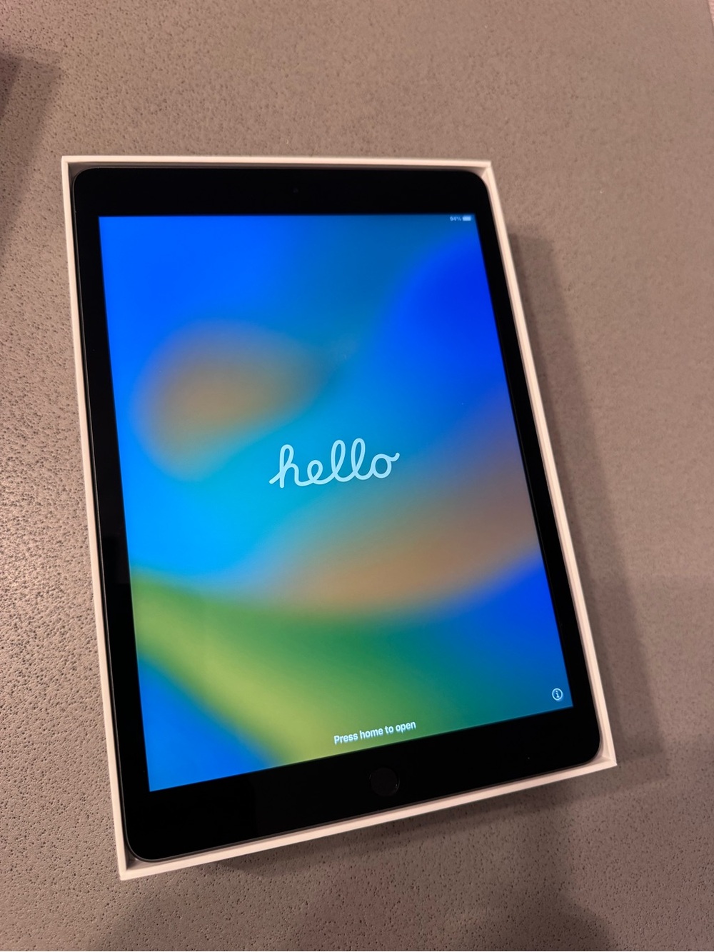 Apple iPad 9th generation 64GB WiFi space gray